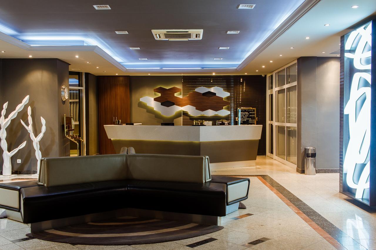Hotel Milenio Нампула Екстериор снимка
