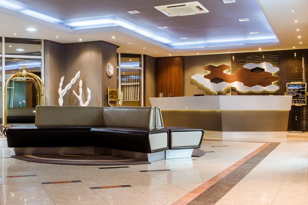 Hotel Milenio Нампула Екстериор снимка